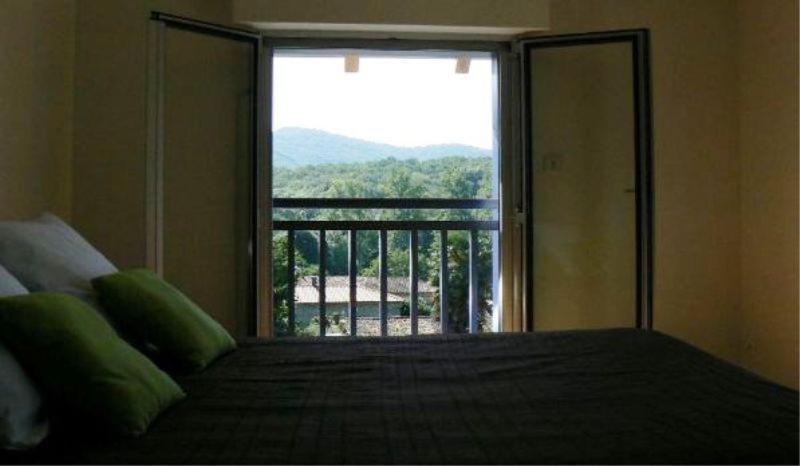 Lou Lombres Bed & Breakfast Room photo